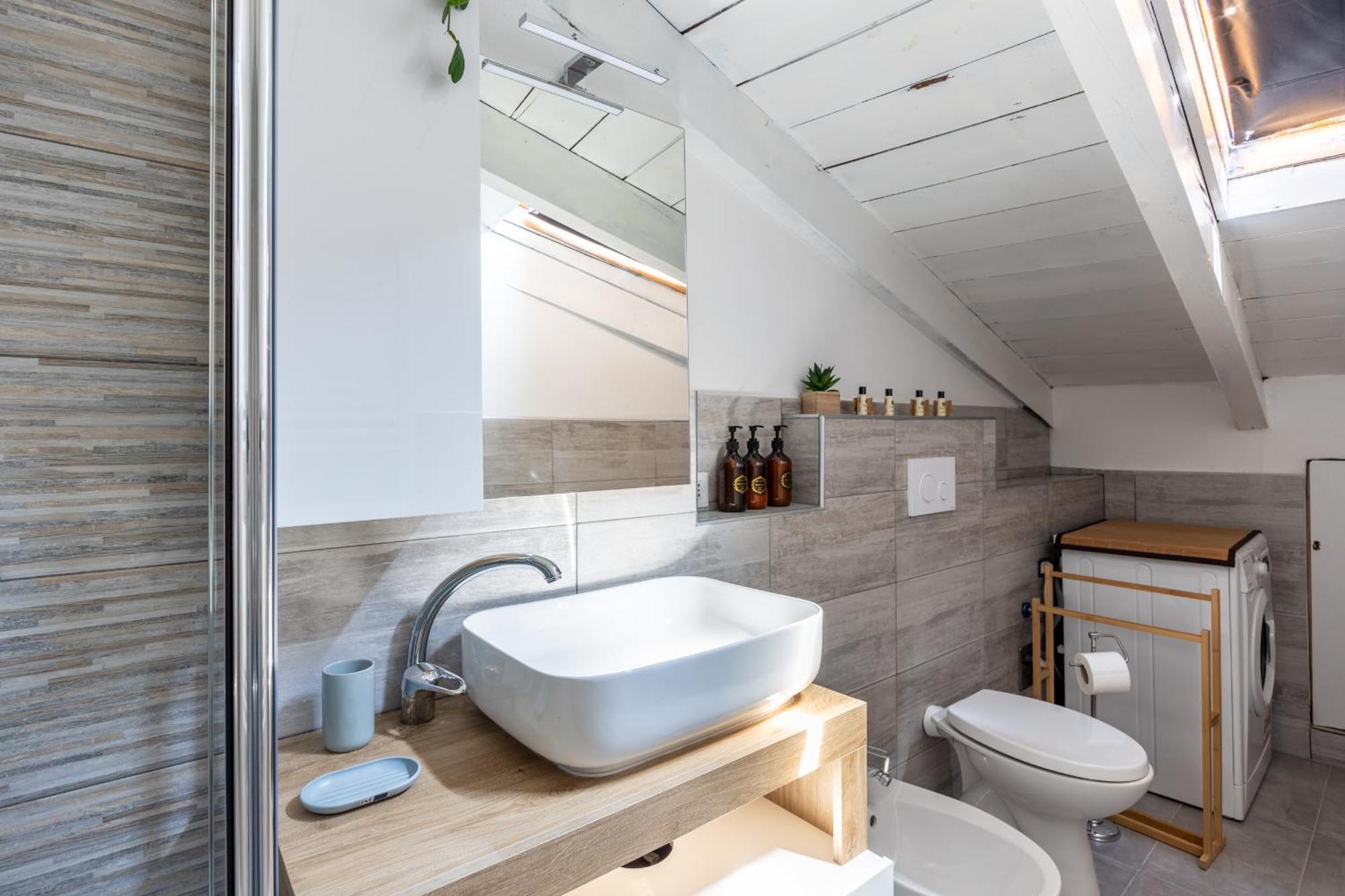 Free Parking Tiny House Wifi Netflix 15 Minuti Dal Duomo Apartment Milano Exterior foto